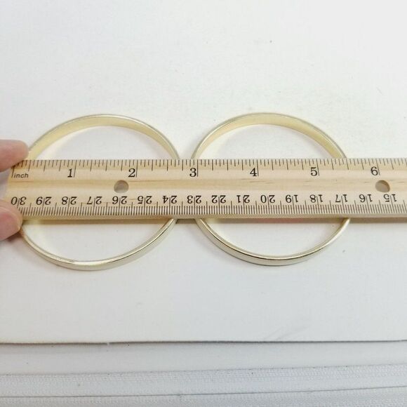 Vintage Set of 2 White Enamel Bangle Bracelets, Stacking Matching Pair, Estate - Picture 4 of 6